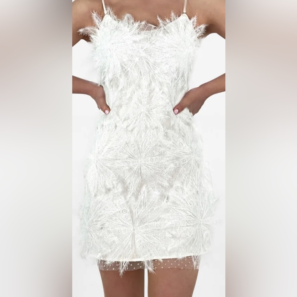 INAMORE White Feather dress